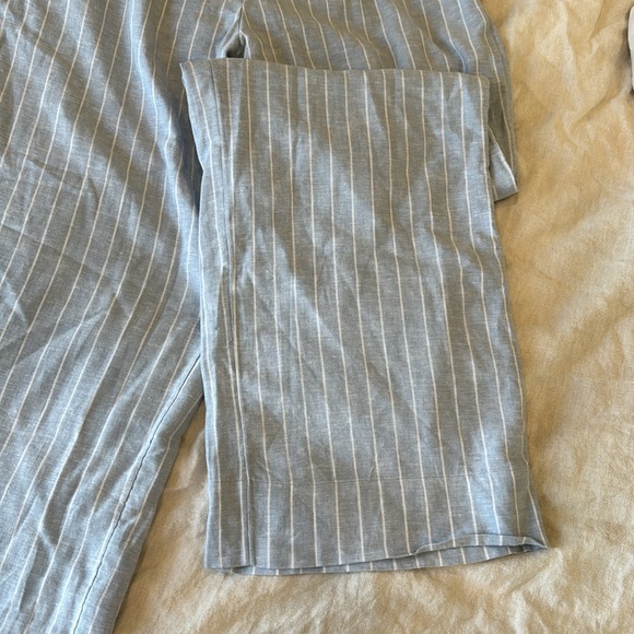 Abercrombie Pants - Picture 4 of 4